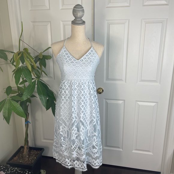 PARTY/SUMMER DRESS DEX Light Blue Lace Midi Dress - Picture 3 of 7